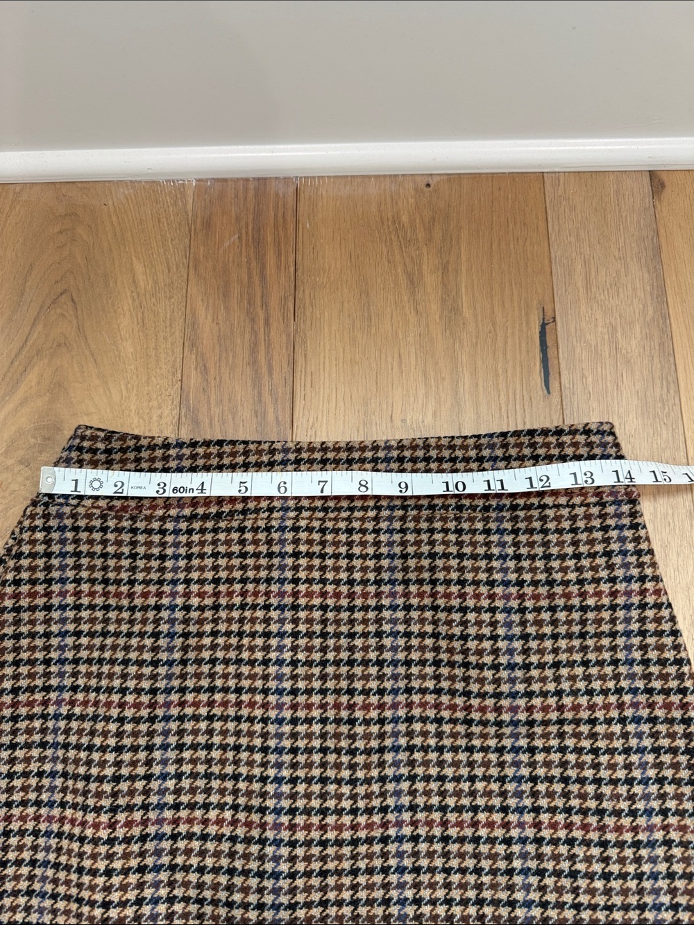 J. Crew Brown Houndstooth Mini Skirt with Subtle Blue & Red Threads - Picture 4 of 5
